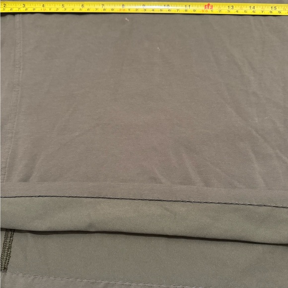 Arcteryx Men’s Polo Shirt size Small. - Picture 12 of 12